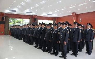市安监局年度工作报告8篇