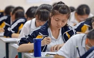 初二英语老师工作总结5篇