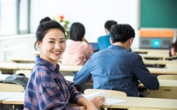我的老师作文大学作文7篇