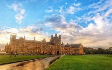 大学毕业册自我鉴定最新8篇