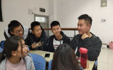 大学班长学期述职报告5篇