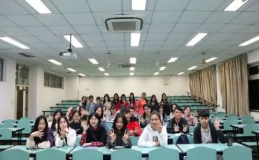 大学班级工作学期总结8篇