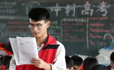 高三语文述职报告6篇