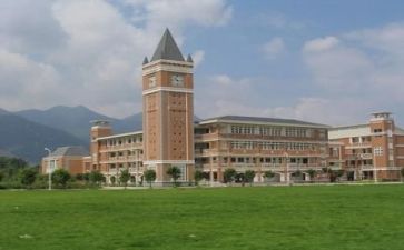 高校教师演讲稿8篇