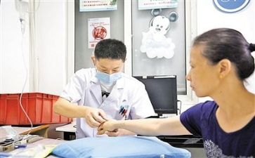 写护士的作文5篇