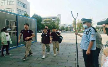 爱护校园环境的演讲稿6篇