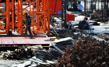 土建工程类述职报告8篇