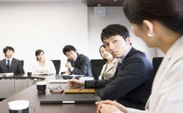 公司总经理年终总述职报告5篇