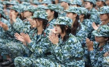 军训军训作文8篇