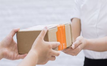快递员个人工作总结6篇