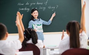 老师情作文300字通用5篇