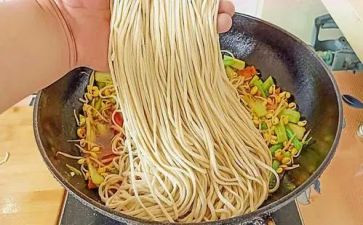 小班炒面条教案5篇