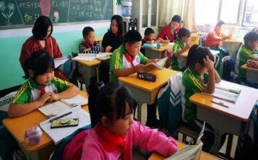 小学英语三年级学期总结5篇