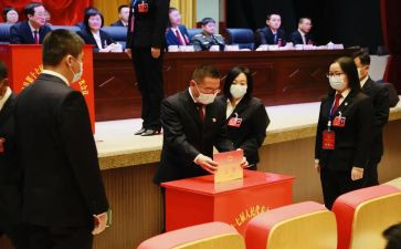 评选优秀教师个人主要事迹材料2000字5篇