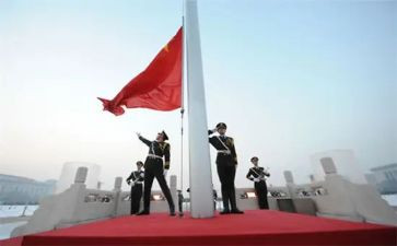 感恩教师的升旗演讲稿8篇