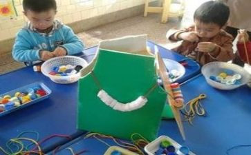 小班有关幼儿园的教案通用5篇