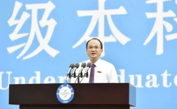 f副校长述职报告推荐6篇