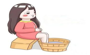 给妈洗脚作文优秀5篇