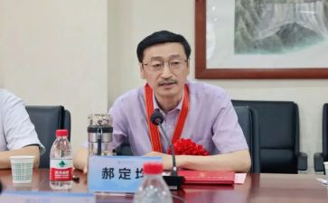 医院院长做工作报告7篇
