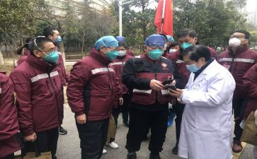 援鄂先进个人事迹报告5篇