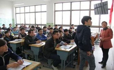 中职生学期自我鉴定推荐8篇