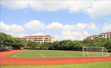 中学优秀学生事迹8篇